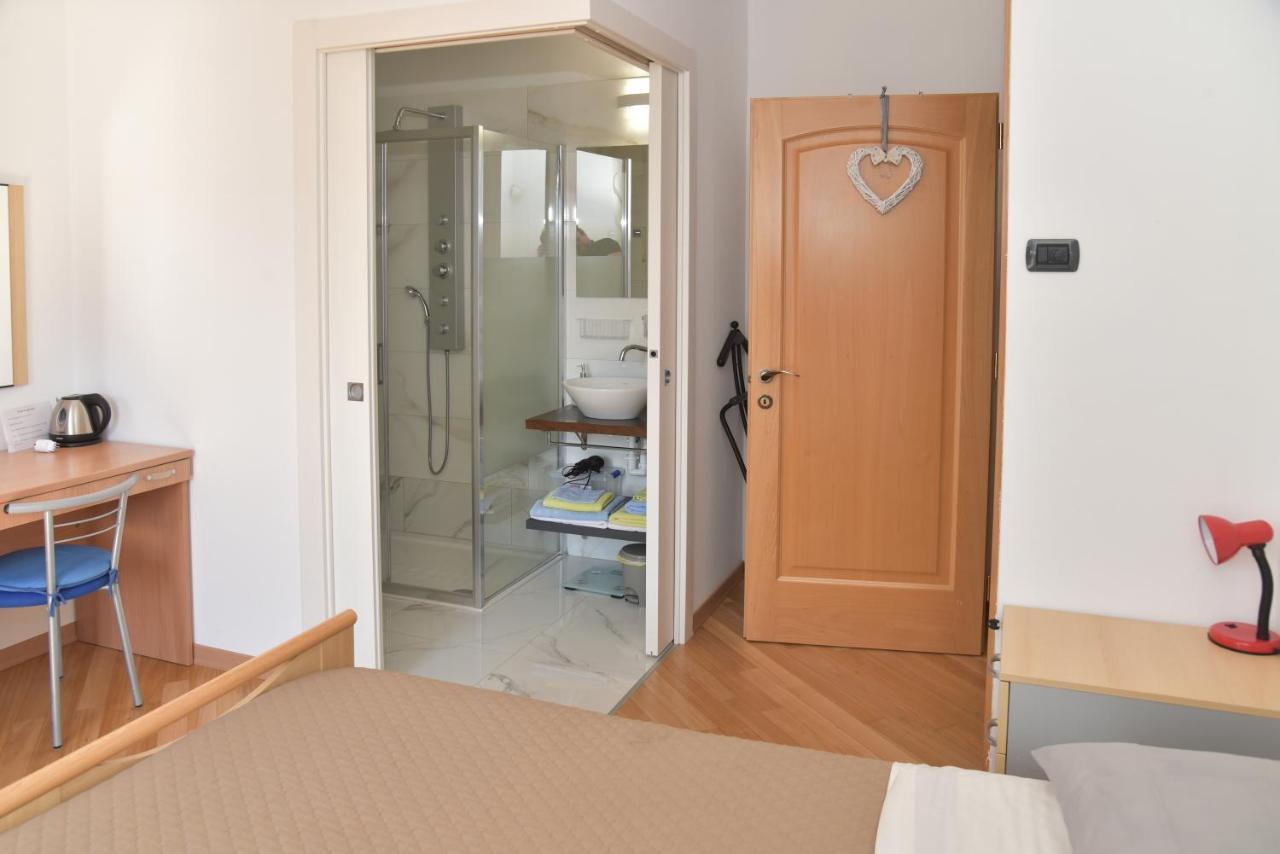 B&B Agli Ulivi Arco Bagian luar foto